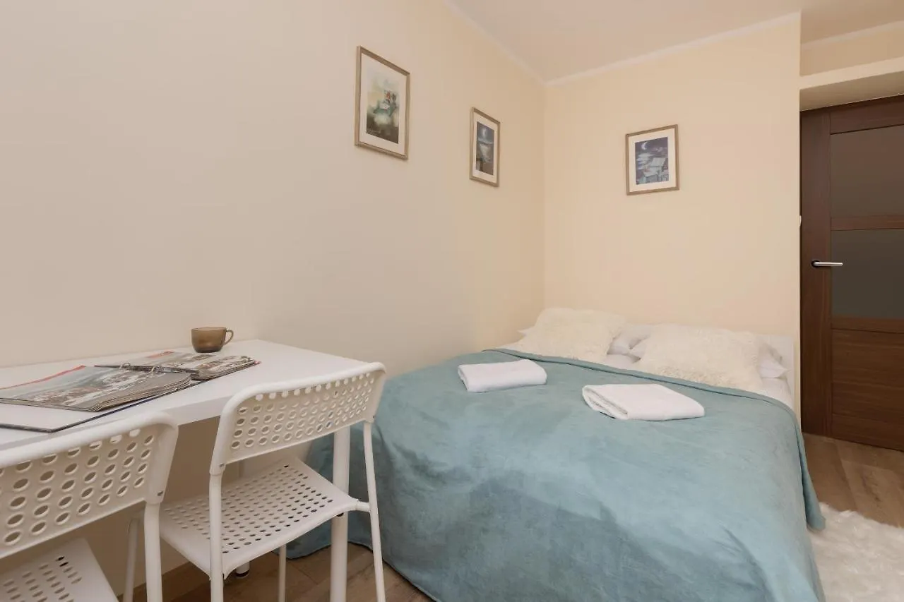 Dickens St Apartment Warsaw By Noclegi Renters